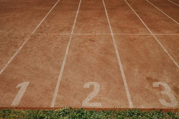 Focus sur les disciplines du parachutisme : acrobatie, voile libre, précision d'atterrissage